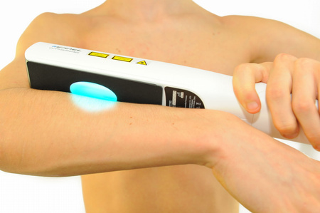 Zakup lampy do fototerapii w warunkach domowych Kernel UVB 311nm KN-4003BL2